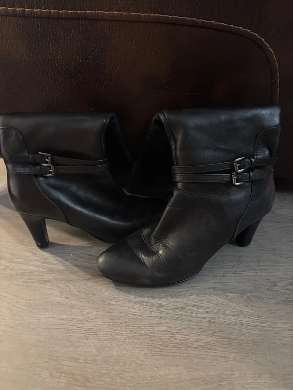 Bandolino Black Calf Boots Zip Up